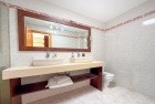 Brilliant 2 bedroom apartment in desirable complex in Costa Teguise - Costa Teguise - Property Picture 1