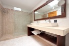 Brilliant 2 bedroom apartment in desirable complex in Costa Teguise - Costa Teguise - Property Picture 1