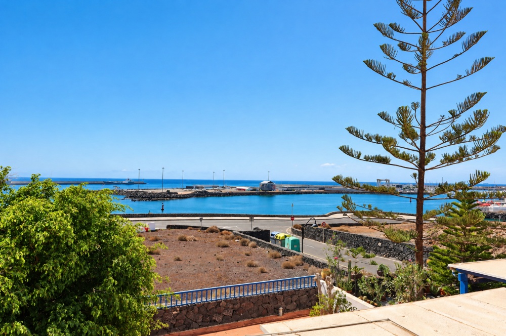 3 Bed Duplex with Harbour Views in Arrecife - Arrecife - lanzaroteproperty.com