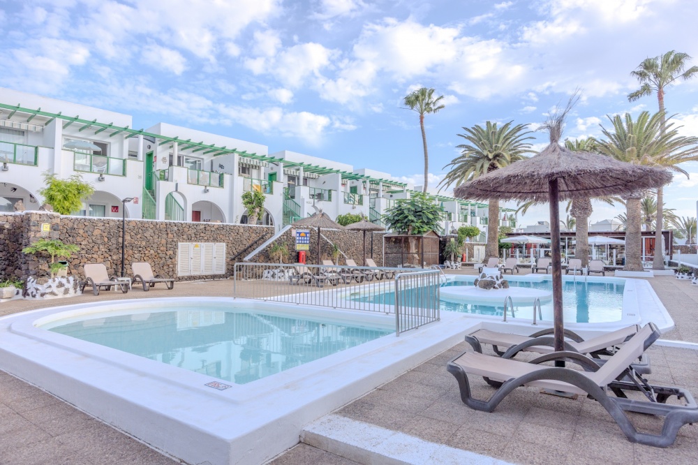 Modern first floor apartment with sea, pool and mountain views in Matagorda - Matagorda - lanzaroteproperty.com