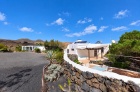 Exclusive Finca with Panoramic Views, Spacious Plot and Separate Guest Area - Orzola - Property Picture 1
