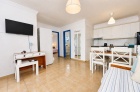 Cosy 1-Bedroom Apartment with Terrace, Communal Pool & Sea Views - Puerto Del Carmen - Property Picture 1