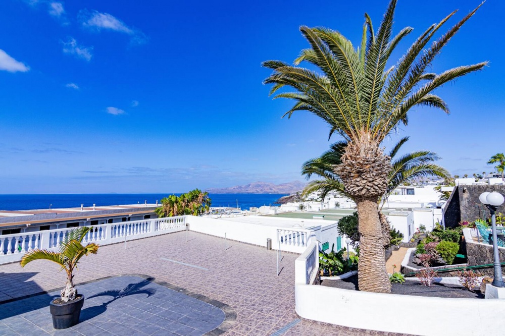 Excellently located property with access to shared pool in Puerto del Carmen - Puerto Del Carmen Excellently located property with access to shared pool in Puerto del Carmen - Puerto del Carmen - lanzaroteproperty.com