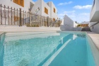 Luxury Two-Bedroom Apartment in Puerto del Carmen - Puerto del Carmen - Property Picture 1