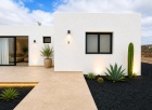 Bungalow with Views in Famara - Caleta de Famara - Property Picture 1