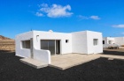 Bungalow with Views in Famara - Caleta de Famara - Property Picture 1