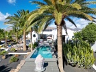 Exceptional Luxury Villa in Puerto Calero - Puerto Calero - Property Picture 1