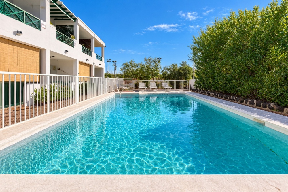Inviting 1-Bed Ground Floor Home in Puerto del Carmen - Puerto del Carmen - lanzaroteproperty.com