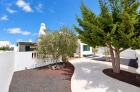 Generous Plot with Sea Views and Communal Pool - Playa Blanca - Property Picture 1