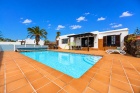 Delightful traditional style villa set on large plot in Playa Blanca - Playa Blanca - Property Picture 1