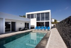 Impressive Villa Featuring a Private Pool and Two Detached Apartments - Tías - Property Picture 1