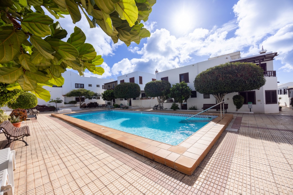 Stunning renovated duplex in Playa Honda with 4 bedrooms - Playa Honda - lanzaroteproperty.com