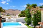 Renovated Detached Home with Private Pool and Spacious Gardens in Oasis de Nazaret - Nazaret - Property Picture 1