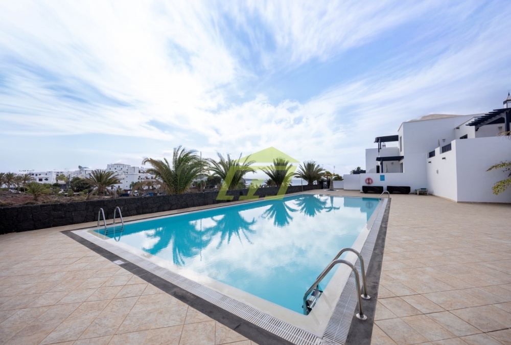 Modern 3 bedroom property for sale in Playa Blanca - Playa Blanca - lanzaroteproperty.com