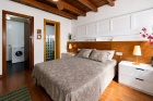 A stunning bungalow with access to a shared pool close to the beach - Puerto Del Carmen - Property Picture 1