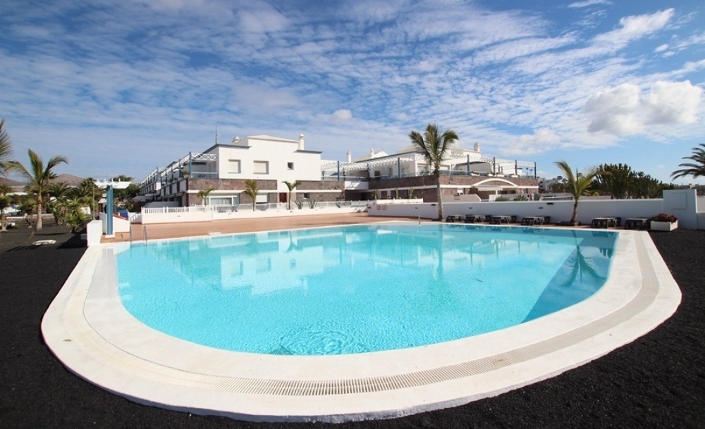 2 Bedroom ground floor apartment with sea views in Matagorda