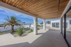 A breathtakingly designed detached property with immaculate features throughout - Guime - Property Picture 1