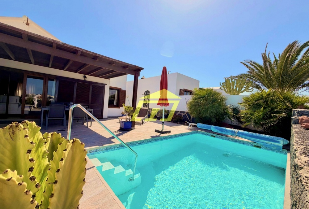 Sea view 3 bedroom villa with private pool in Playa Blanca - Playa Blanca - lanzaroteproperty.com