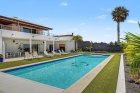 Luxury Villa in Puerto Calero with Panoramic Sea Views & Heated Pool - Puerto Calero - Property Picture 1