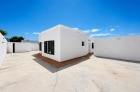 Modern Family Villa on a Generous Plot in Playa Blanca - Playa Blanca - Property Picture 1