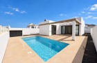 Single Level Villa with Private Pool Close to the Promenade - Playa Blanca - Property Picture 1