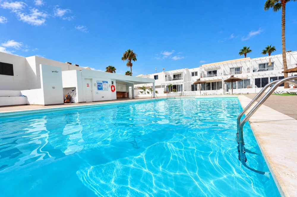 Renovated 3 Bedroom Ground-Floor Apartment in Puerto del Carmen - Puerto del Carmen - lanzaroteproperty.com