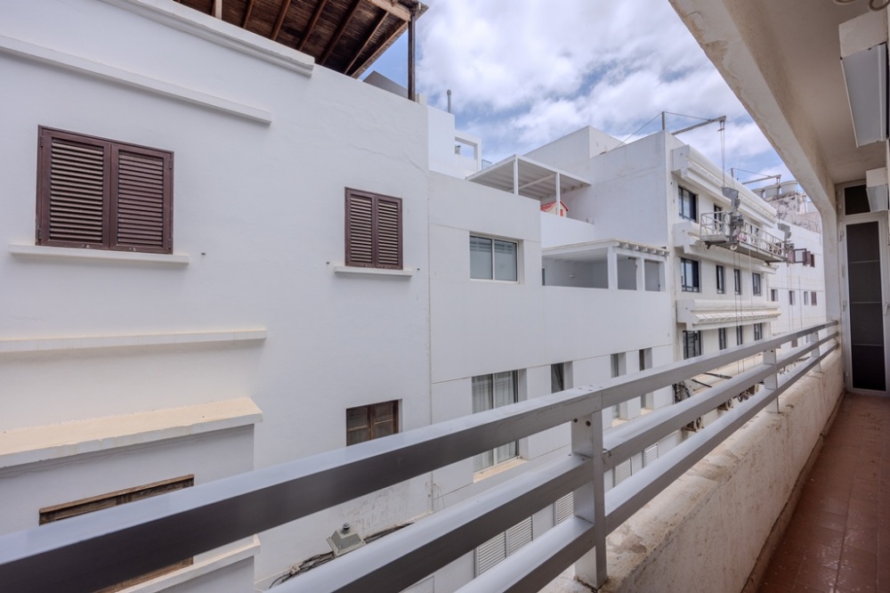 Four bedroom apartment in Arrecife with two parking spaces - Arrecife Four bedroom apartment in Arrecife with two parking spaces - Arrecife - lanzaroteproperty.com