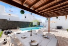 Modern fully detached 3 bedroom villa with heated pool in Playa Blanca - Playa Blanca - Property Picture 1