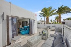 Beautifully renovated 2 bedroom corner plot bungalow in the sought-after Playa Bastián complex - Costa Teguise - Property Picture 1