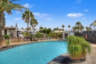 Beautifully renovated 2 bedroom corner plot bungalow in the sought-after Playa Bastián complex - Costa Teguise - Property Picture 1