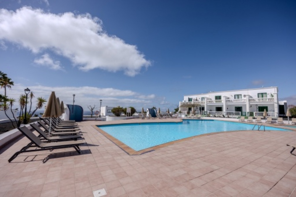 Fully renovated ground ffloor apartment in private gated complex in Puerto del Carmen - Puerto Del Carmen Fully renovated ground ffloor apartment in private gated complex in Puerto del Carmen - Puerto del Carmen - lanzaroteproperty.com