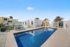 Private garden, stunning views and excellent outdoor leisure facilities - Costa Teguise - Property Picture 1